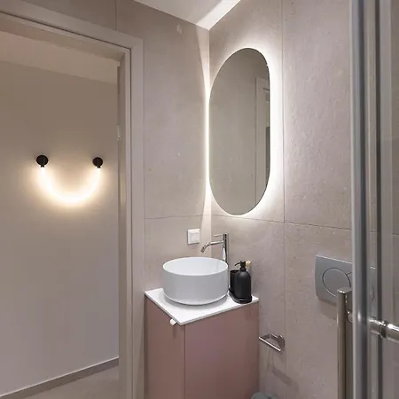 Urban Folks Kassandrou *