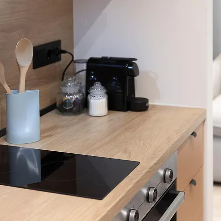 Urban Folks Kassandrou *