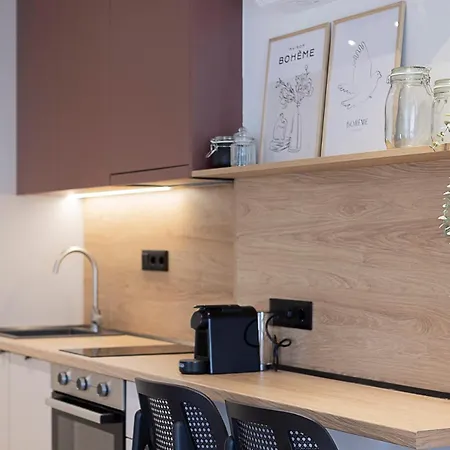 Urban Folks Kassandrou *